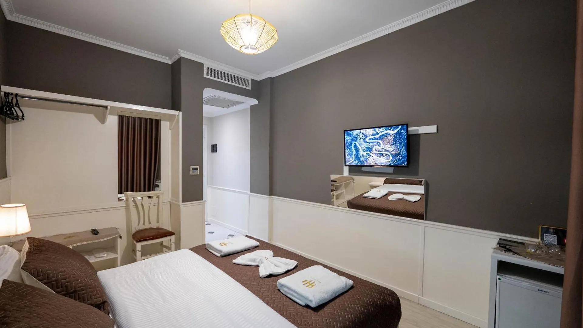 Hotel Aria Tirana 3*,  Albánie